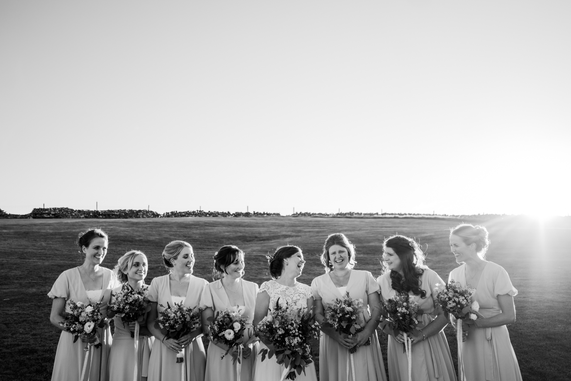 bride and her bridesmaids at knipehall